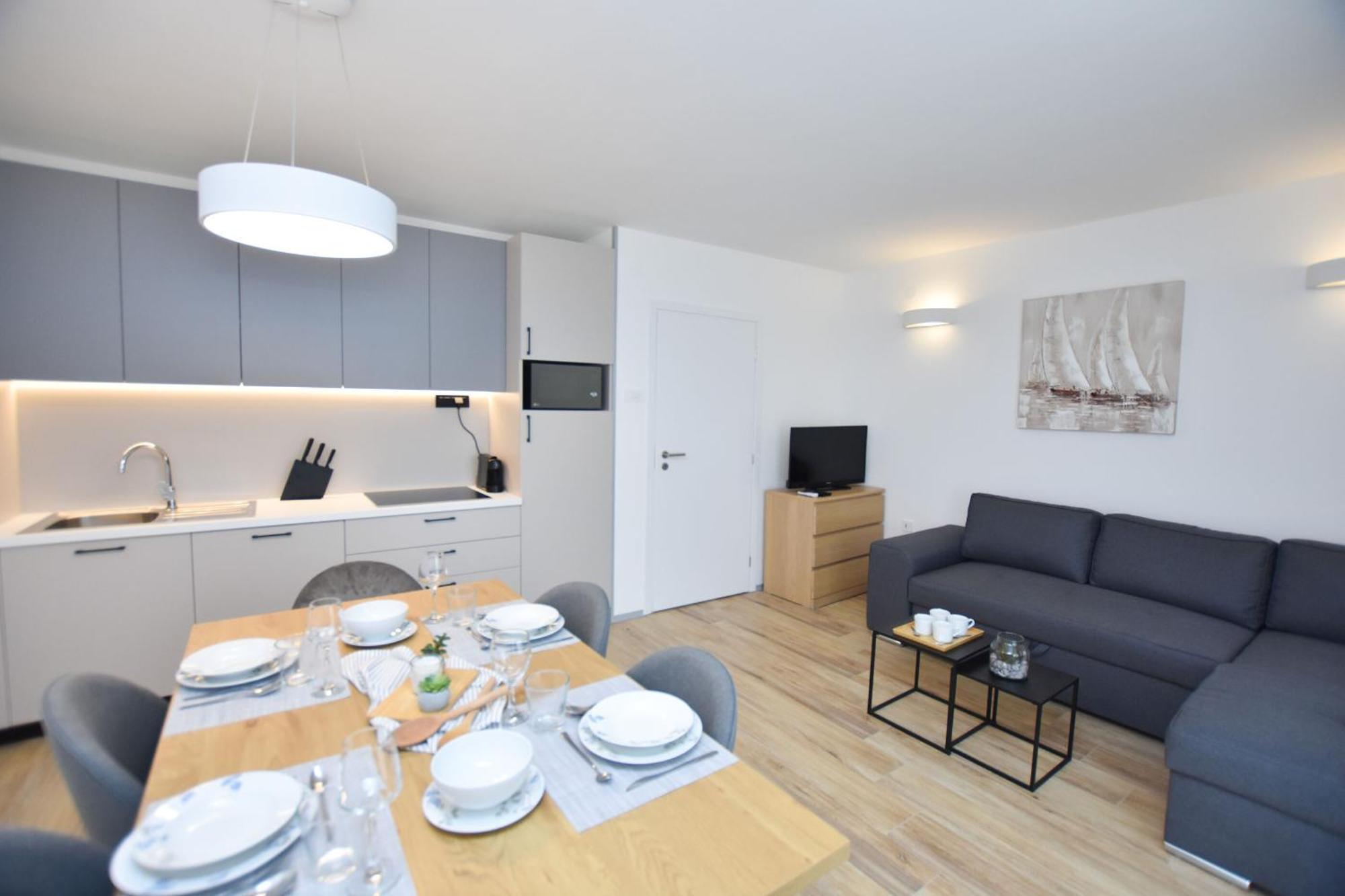 Apartment Palcic พรีมอชเตน ภายนอก รูปภาพ